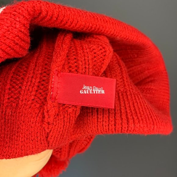 COPY - Jean-Paul Gaultier Winter Red Hat - Picture 3 of 4